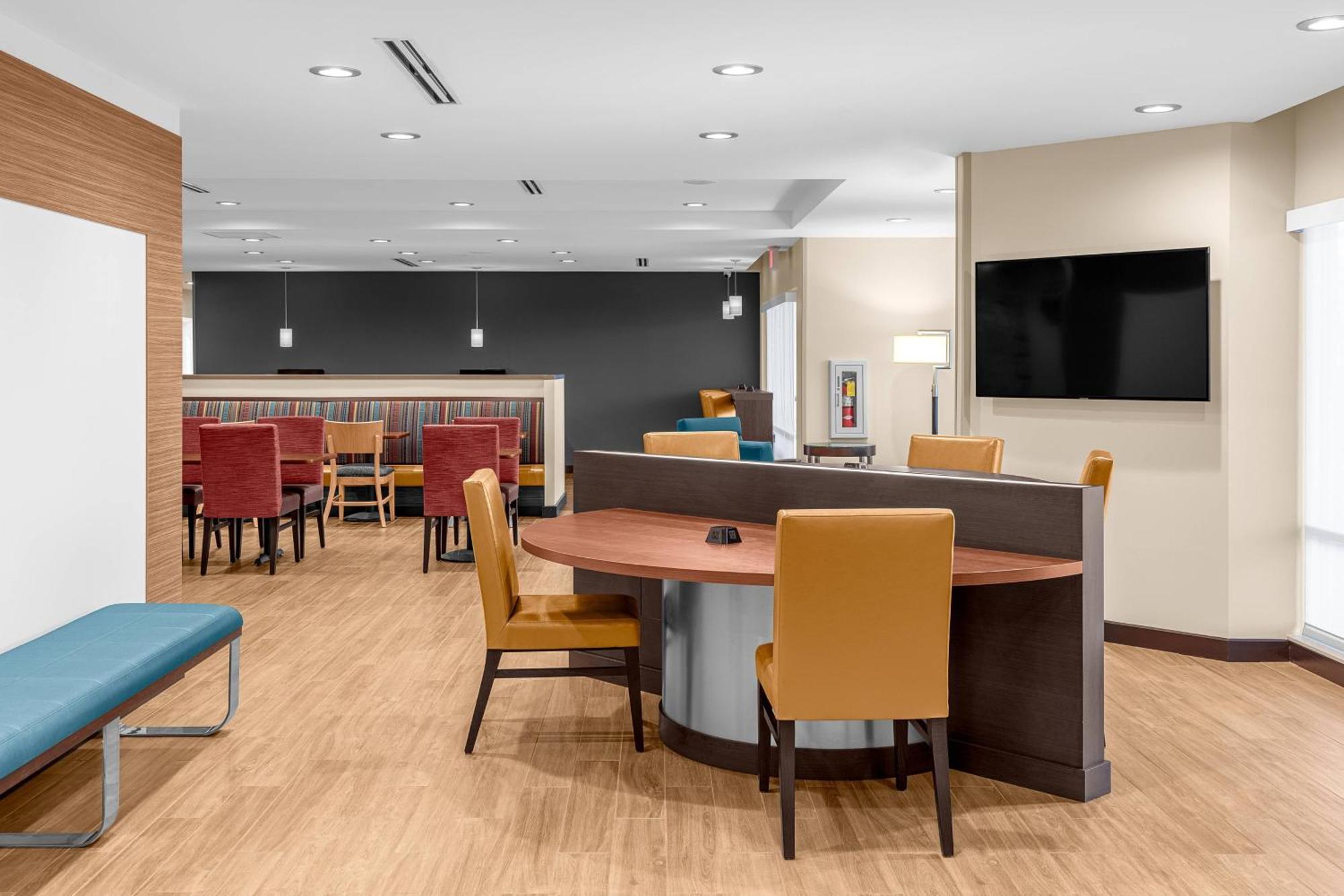 Towneplace Suites Cincinnati Фейрфілд Екстер'єр фото
